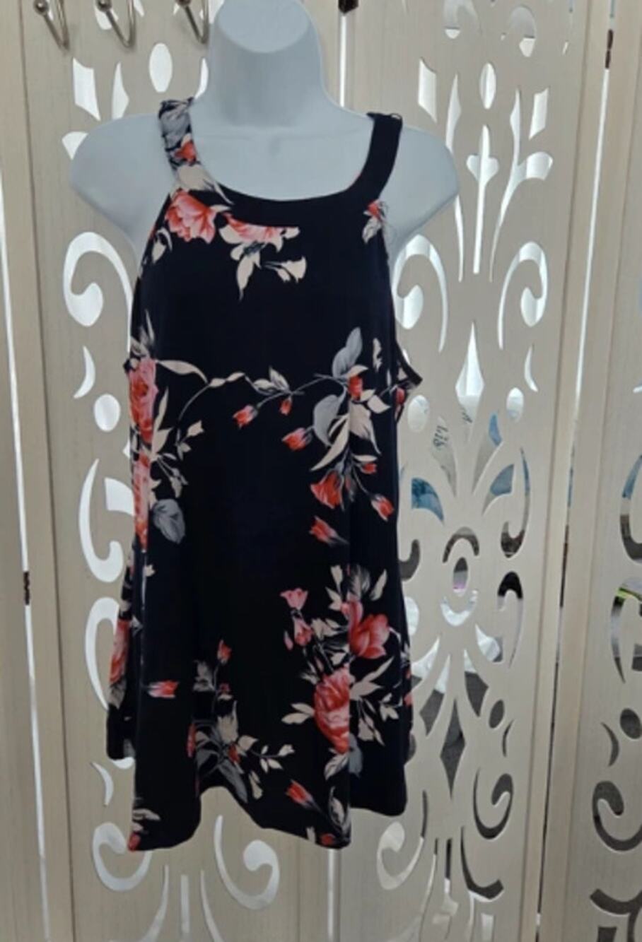 BloomChic Floral Halter Tank Womens 12 Navy Sleeveless Flow Top Stretch EUC